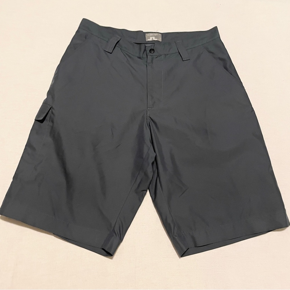 J.Lindeberg Technical Golf Cargo Shorts Men’s Missing Size Tag